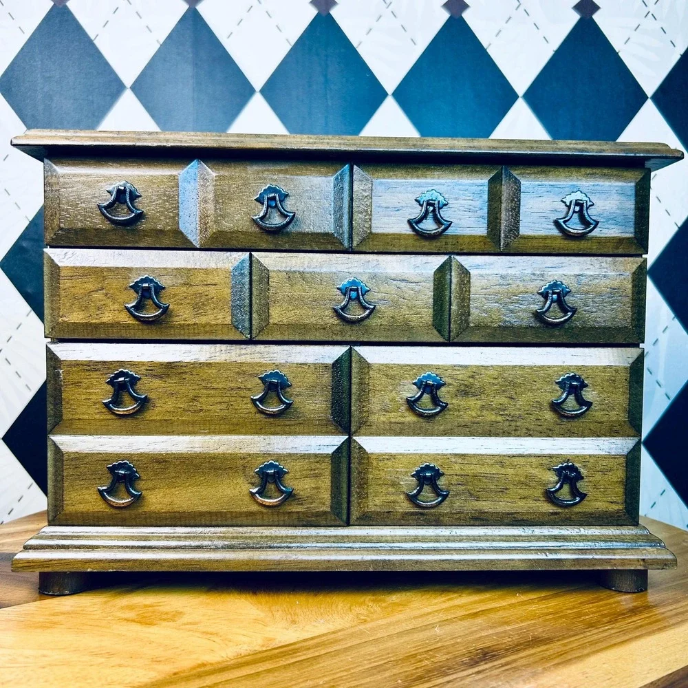 Vintage Jewelry Music Chest‎ Interior Red Lining| Schmid Bros Vintage Luxury